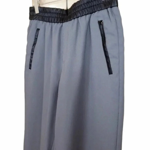 Banana Republic 6 grey/black  jogger style pants - Picture 3 of 5
